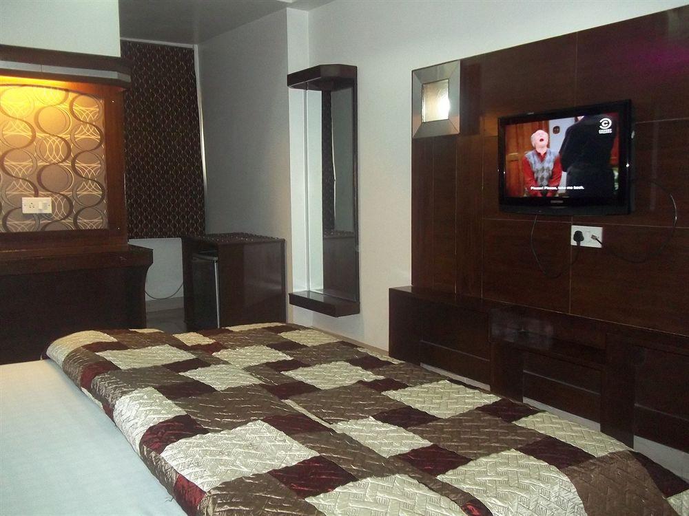 Hotel Mohan International Neu-Delhi Exterior foto